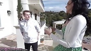 Reagan foxx my naughty stepmom wants her pussy filled