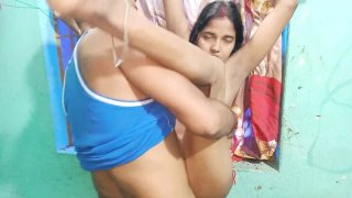 Desi bhabhi sumitra fucks neighbor with big natural tits - hot indian homemade sex